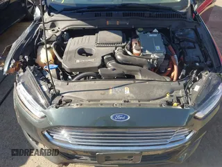2015 Ford Fusion SE Hybrid with VIN 3FA6P0LU2FR135144, listed as a IAAI auction lot 41975973 with 89,315 mi miles. Bid and sale history available at carsss.com. Image 10.