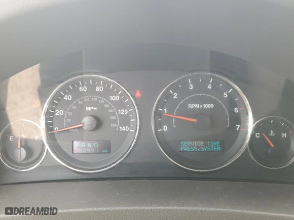 2007 Jeep Grand Cherokee Limited with VIN 1J8HR58267C572574, listed as a Copart auction lot 82717134 with 180,991 mi miles and Salvage Title. Bid and sale history available at carsss.com. Image 9.
