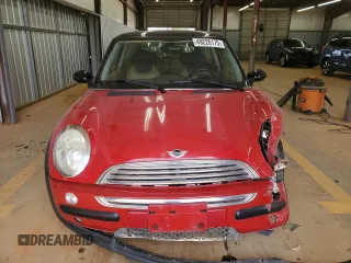 2004 MINI Hardtop with VIN WMWRC33474TJ58626, listed as a Copart auction lot 49226175 with 116,115 mi miles and Salvage Title. Bid and sale history available at DreamBid. Image 5.
