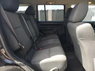 2008 Jeep Commander Sport with VIN 1J8HH48K08C209220, listed as a Copart auction lot 54920625 with 234,573 mi miles and Salvage Title. Bid and sale history available at DreamBid. Image 11.