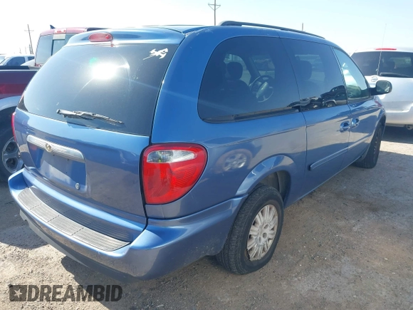 2007 Chrysler Town & Country LWB LX with VIN 2A4GP44R17R266406, listed as a IAAI auction lot 42033861 with 153,870 mi miles. Bid and sale history available at carsss.com. Image 4.