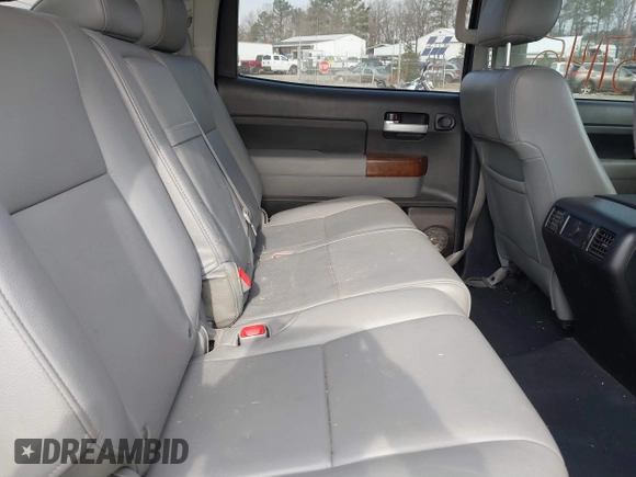 2013 Toyota Tundra Limited z VIN 5TFHY5F19DX301615, wystawiony jako IAAI lot #41837145 z przebiegiem 136 398 mil mil oraz . Historia ofert i sprzedaży dostępna na DreamBid. Obrazek 8.