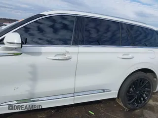 2021 Lincoln Aviator Reserve with VIN 5LM5J7XC5MGL18763, listed as a IAAI auction lot 41674701 with 92,284 mi miles and . Bid and sale history available at DreamBid. Image 15.