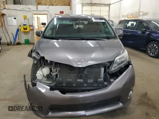 2017 Toyota Sienna SE with VIN 5TDXZ3DC2HS816940, listed as a Copart auction lot 52924865 with 205,900 mi miles and Salvage Title. Bid and sale history available at carsss.com. Image 5.