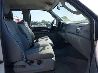 2005 Ford F-250 XL with VIN 1FTSX21505EC51010, listed as a IAAI auction lot 42168068 with 331,979 mi miles and . Bid and sale history available at DreamBid. Image 5.