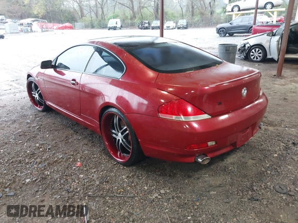 2004 BMW 6 Series 645Ci z VIN WBAEH73484B215624, wystawiony jako IAAI lot #41935005 z przebiegiem 125 780 mil mil oraz . Historia ofert i sprzedaży dostępna na DreamBid. Obrazek 3.