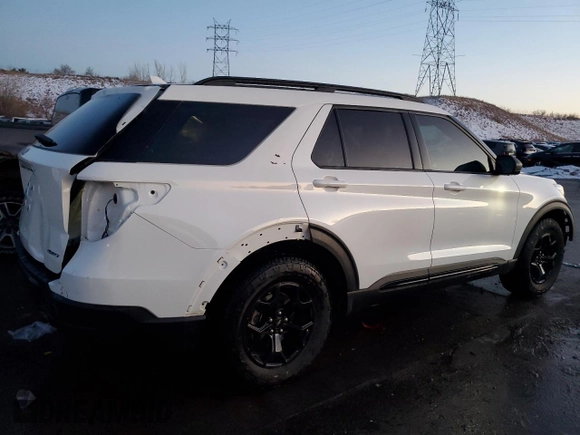2022 Ford Explorer Timberline with VIN 1FMSK8JH8NGB83731, listed as a Copart auction lot 43010945 with 19,051 mi miles and Salvage Title. Bid and sale history available at carsss.com. Image 3.