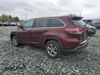 2015 Toyota Highlander LE z VIN 5TDBKRFH3FS214460, wystawiony jako Copart lot #51589305 z przebiegiem 129 918 mil mil oraz Szkoda całkowita • Salvage title. Historia ofert i sprzedaży dostępna na DreamBid. Obrazek 2.