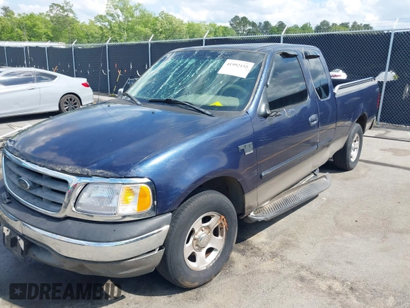 2002 Ford F-150 XL with VIN 1FTRX17L92NA56050, listed as a IAAI auction lot 41992155 with 1 mi miles. Bid and sale history available at carsss.com. Image 2.