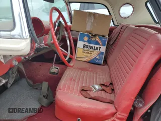 1957 Ford Thunderbird z VIN D7FH394065, wystawiony jako Copart lot #76660654 z przebiegiem 85 758 mil mil oraz Szkody całkowita. Historia ofert i sprzedaży dostępna na DreamBid. Obrazek 7.