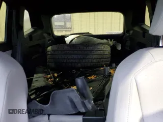 2022 Volkswagen Tiguan SE R-Line Black with VIN 3VV8B7AX1NM155177, listed as a Copart auction lot 83462284 with 9,905 mi miles and Salvage Title. Bid and sale history available at DreamBid. Image 10.