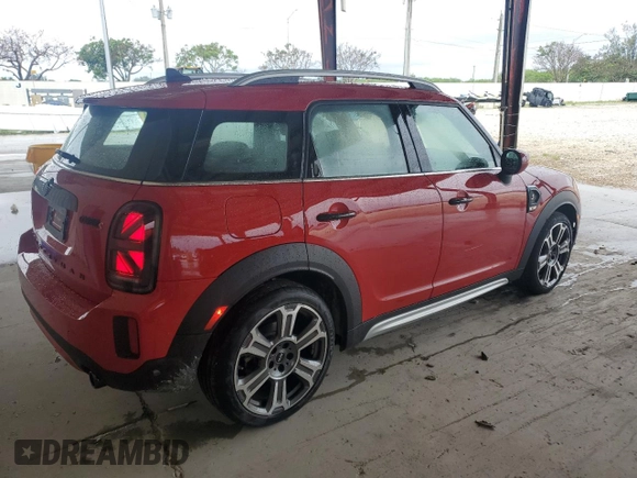 2024 MINI Countryman Cooper S with VIN WMZ53BR0XR3R36408, listed as a Copart auction lot 73591954 with 8,000 mi miles and Salvage Title. Bid and sale history available at carsss.com. Image 3.