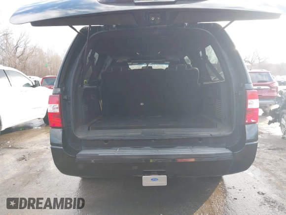 2008 Ford Expedition EL Limited with VIN 1FMFK20518LA68521, listed as a IAAI auction lot 41237658 with 381,557 mi miles. Bid and sale history available at carsss.com. Image 12.