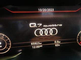 2017 Audi Q7 Premium Plus with VIN WA1LAAF70HD030635, listed as a IAAI auction lot 37987370 with 65,923 mi miles. Bid and sale history available at carsss.com. Image 7.