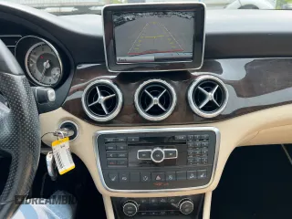 2015 Mercedes-Benz GLA 250 z VIN WDCTG4GB9FJ168238, wystawiony jako Copart lot #59933515 z przebiegiem 121 228 mil mil oraz Czysty tytuł • Clean title. Historia ofert i sprzedaży dostępna na DreamBid. Obrazek 10.