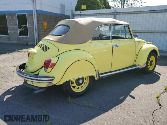 1972 Volkswagen Beetle with VIN 1522691744, listed as a Copart auction lot 61989275 with 56,316 mi miles and Clean title. Bid and sale history available at DreamBid. Image 3.