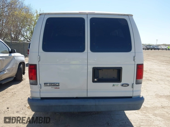 2013 Ford Econoline Passenger XL z VIN 1FBSS3BL8DDA63474, wystawiony jako IAAI lot #41804848 z przebiegiem 61 349 mil mil oraz . Historia ofert i sprzedaży dostępna na DreamBid. Obrazek 16.