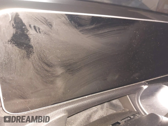 2020 Mercedes-Benz GLB 250 z VIN W1N4M4HB8LW049749, wystawiony jako IAAI lot #42284730 z przebiegiem Nie podano mil oraz . Historia ofert i sprzedaży dostępna na DreamBid. Obrazek 14.