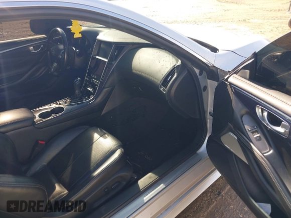 2018 Infiniti Q60 Luxe with VIN JN1EV7EK2JM340015, listed as a IAAI auction lot 41240379 with 115,040 mi miles and . Bid and sale history available at carsss.com. Image 5.