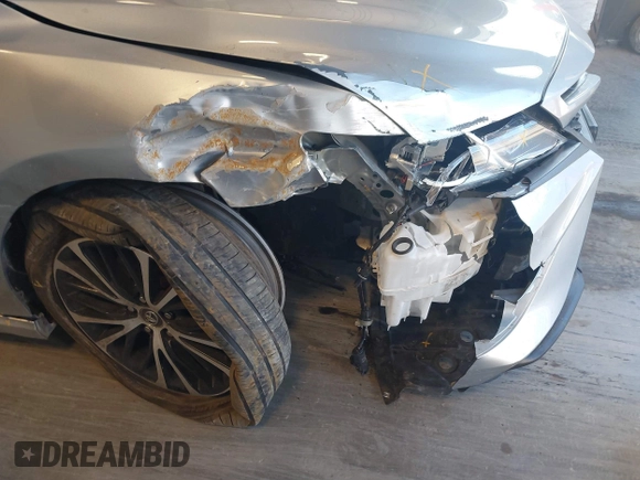 2020 Toyota Camry SE z VIN 4T1G11AK5LU350329, wystawiony jako IAAI lot #41617963 z przebiegiem 75 980 mil mil oraz . Historia ofert i sprzedaży dostępna na DreamBid. Obrazek 6.