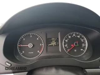 2012 Volkswagen Jetta TDI w/Premium & Nav z VIN 3VWLL7AJ8CM365576, wystawiony jako Copart lot #56728245 z przebiegiem 102 088 mil mil oraz Szkoda całkowita • Salvage title. Historia ofert i sprzedaży dostępna na DreamBid. Obrazek 9.