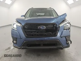 2022 Subaru Forester Premium with VIN JF2SKADC2NH444536, listed as a Copart auction lot 55051115 with 52,465 mi miles and Salvage title. Bid and sale history available at DreamBid. Image 5.