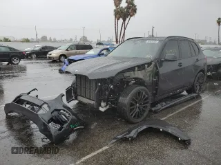 2020 BMW X5 M50i with VIN 5UXJU4C04L9B00583, listed as a Copart auction lot 66926592 with 25,529 mi miles. Bid and sale history available at carsss.com. Image 2.