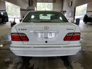 2002 Mercedes-Benz E-Class with VIN WDBJF82J02X065334, listed as a Copart auction lot 53364165 with 152,538 mi miles and Clean Title. Bid and sale history available at carsss.com. Image 6.