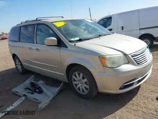 2014 Chrysler Town & Country Touring with VIN 2C4RC1BG9ER272798, listed as a IAAI auction lot 41555830 with 120,611 mi miles. Bid and sale history available at carsss.com. Image 1.
