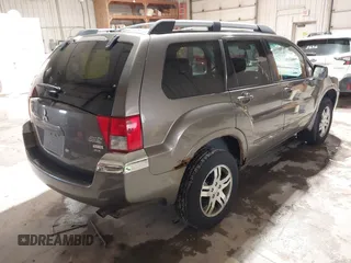 2004 Mitsubishi Endeavor XLS z VIN 4A4MN31S44E054150, wystawiony jako IAAI lot #41867238 z przebiegiem 200 239 mil mil oraz . Historia ofert i sprzedaży dostępna na DreamBid. Obrazek 4.