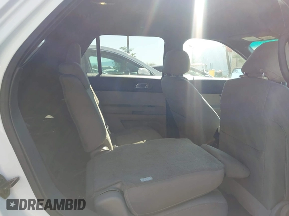 2015 Ford Explorer with VIN 1FM5K7B86FGB89468, listed as a IAAI auction lot 41850992 with 139,457 mi miles and . Bid and sale history available at carsss.com. Image 8.