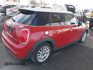 2016 MINI Cooper Hardtop 4 Door S with VIN WMWXU3C5XG2D28360, listed as a IAAI auction lot 41539607 with 78,616 mi miles. Bid and sale history available at carsss.com. Image 4.