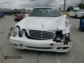 2001 Mercedes-Benz E 320 z VIN WDBJF65J91B243222, wystawiony jako Copart lot #52876235 z przebiegiem 118 428 mil mil oraz Czysty tytuł • Clean title. Historia ofert i sprzedaży dostępna na DreamBid. Obrazek 11.