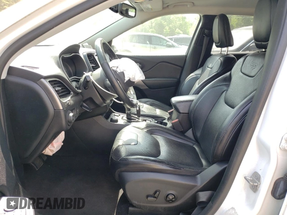 2019 Jeep Cherokee Limited z VIN 1C4PJMDX4KD124441, wystawiony jako Copart lot #56511105 z przebiegiem 73 491 mil mil oraz Szkoda całkowita • Salvage title. Historia ofert i sprzedaży dostępna na DreamBid. Obrazek 7.