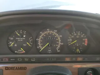 1989 Mercedes-Benz 420 with VIN WDBCA35E0KA476762, listed as a Copart auction lot 82221624 with 135,538 mi miles and Clean Title. Bid and sale history available at carsss.com. Image 9.
