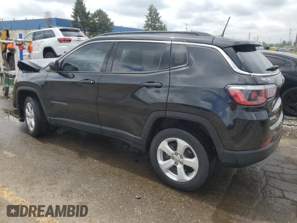 2019 Jeep Compass Latitude z VIN 3C4NJDBB5KT596835, wystawiony jako Copart lot #58706825 z przebiegiem 169 320 mil mil oraz Szkoda całkowita • Salvage title. Historia ofert i sprzedaży dostępna na DreamBid. Obrazek 2.