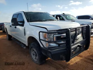 2022 Ford Super Duty F-250 SRW XL with VIN 1FT7W2B64NED77385, listed as a Copart auction lot 54020335 with 145,730 mi miles and Clean Title. Bid and sale history available at carsss.com. Image 4.