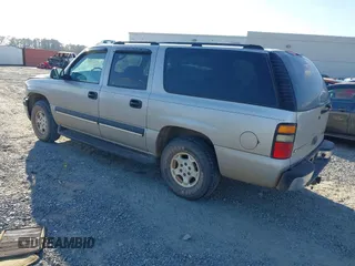 2004 Chevrolet Suburban LS with VIN 3GNEC16Z94G115374, listed as a IAAI auction lot 41125805 with 91,176 mi miles. Bid and sale history available at carsss.com. Image 3.