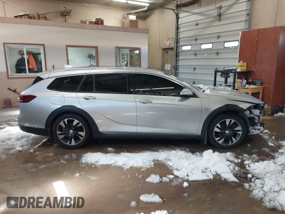 2018 Buick Regal Essence with VIN W04GV8SX0J1094167, listed as a IAAI auction lot 41845416 with 100,091 mi miles and . Bid and sale history available at DreamBid. Image 14.