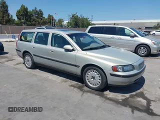 2001 Volvo V70 with VIN YV1SW58D612054463, listed as a IAAI auction lot 42743107 with 180,959 mi miles and . Bid and sale history available at DreamBid. Image 1.