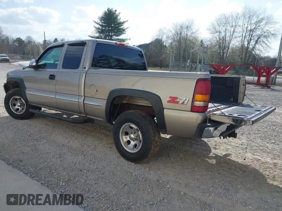 2000 GMC Sierra 1500 SLE with VIN 2GTEK19T2Y1271225, listed as a IAAI auction lot 41810298 with 223,957 mi miles and . Bid and sale history available at DreamBid. Image 3.