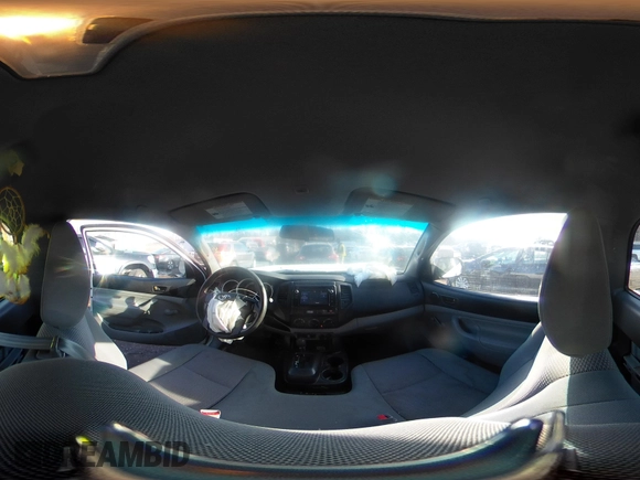 2014 Toyota Tacoma with VIN 5TFNX4CN0EX032686, listed as a IAAI auction lot 41435281 with 84,425 mi miles and . Bid and sale history available at DreamBid. Image 18.