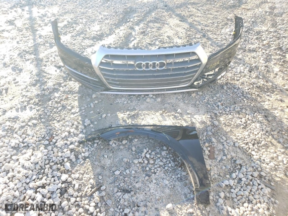 2018 Audi Q5 Premium Plus with VIN WA1BNAFY3J2005223, listed as a Copart auction lot 84760714 with 85,153 mi miles and Salvage Title. Bid and sale history available at carsss.com. Image 13.