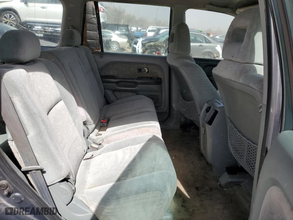 2004 Honda Pilot LX with VIN 2HKYF18174H510665, listed as a Copart auction lot 49353745 with 225,718 mi miles and Clean Title. Bid and sale history available at carsss.com. Image 11.
