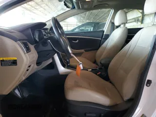 2016 Hyundai Elantra GT with VIN KMHD35LH1GU259084, listed as a Copart auction lot 74290494 with 28,949 mi miles and Salvage Title. Bid and sale history available at carsss.com. Image 7.