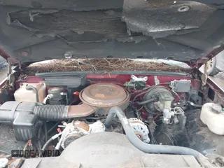 1994 GMC Sierra 1500 z VIN 2GTEK19K0R1559706, wystawiony jako IAAI lot #41906905 z przebiegiem 236 787 mil mil oraz . Historia ofert i sprzedaży dostępna na DreamBid. Obrazek 10.