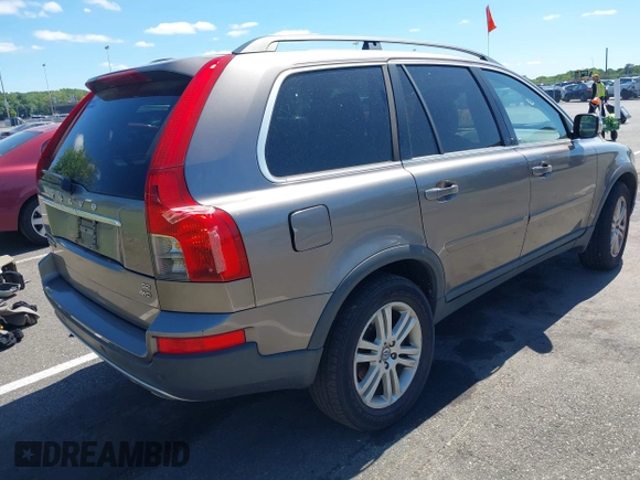 2010 Volvo XC90 I6 z VIN YV4982CZ3A1545799, wystawiony jako IAAI lot #42298055 z przebiegiem 160 859 mil mil oraz . Historia ofert i sprzedaży dostępna na DreamBid. Obrazek 4.