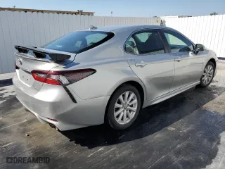 2024 Toyota Camry SE with VIN 4T1S11AK1RU243314, listed as a Copart auction lot 49826575 with 17,024 mi miles and Clean Title. Bid and sale history available at carsss.com. Image 3.