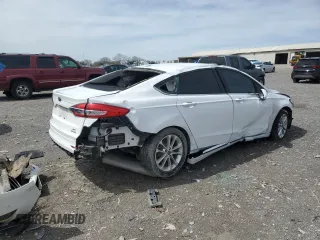 2020 Ford Fusion SE with VIN 3FA6P0HD3LR258035, listed as a Copart auction lot 50219275 with 70,631 mi miles and Salvage title. Bid and sale history available at DreamBid. Image 3.