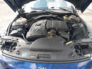 2009 BMW Z4 sDrive35i with VIN WBALM73579E165199, listed as a IAAI auction lot 41696215 with 1 mi miles. Bid and sale history available at carsss.com. Image 10.